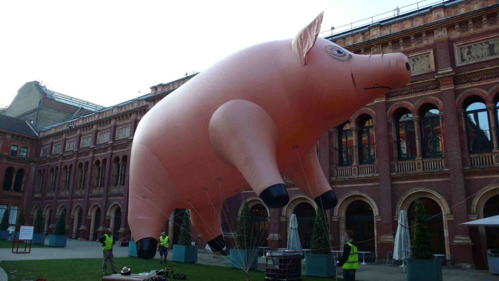 inflatable pig in front of V&A