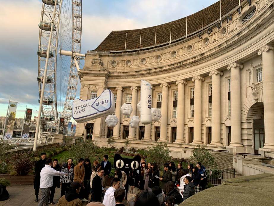 helium filled inflatables at london eye